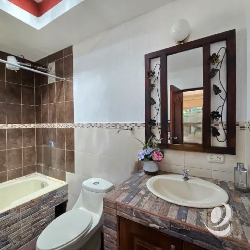 CASA EN VENTA LAS ORQUÍDEAS SAN CRISTÓBAL Z.8 MIXCO CERCA DE BULEVAR PRINCIPAL - 7