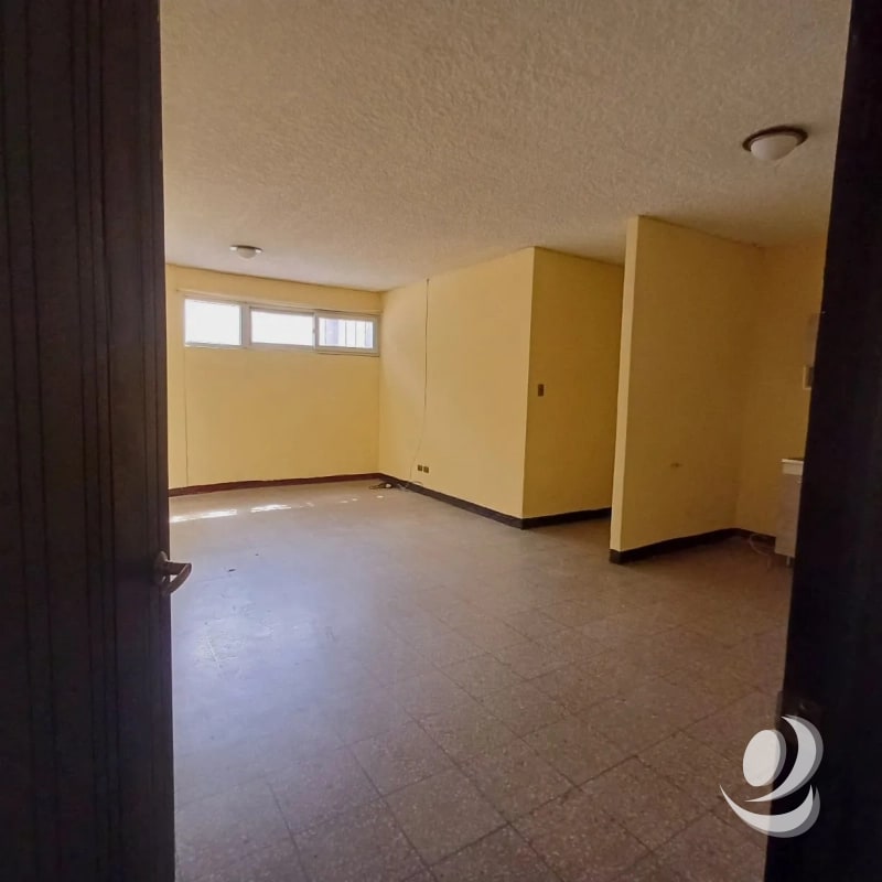 CASA EN VENTA SOBRE AVENIDA ELENA Z.2 EL SAUCE - 1