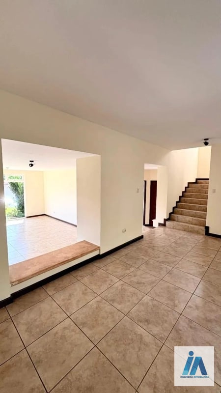 CASA EN VENTA – 📍Condominio Vila Verde, Km 21 Carretera al Salvador - 9