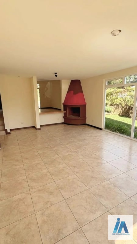 CASA EN VENTA – 📍Condominio Vila Verde, Km 21 Carretera al Salvador - 8
