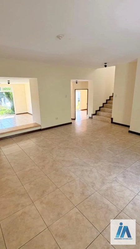 CASA EN VENTA – 📍Condominio Vila Verde, Km 21 Carretera al Salvador - 1