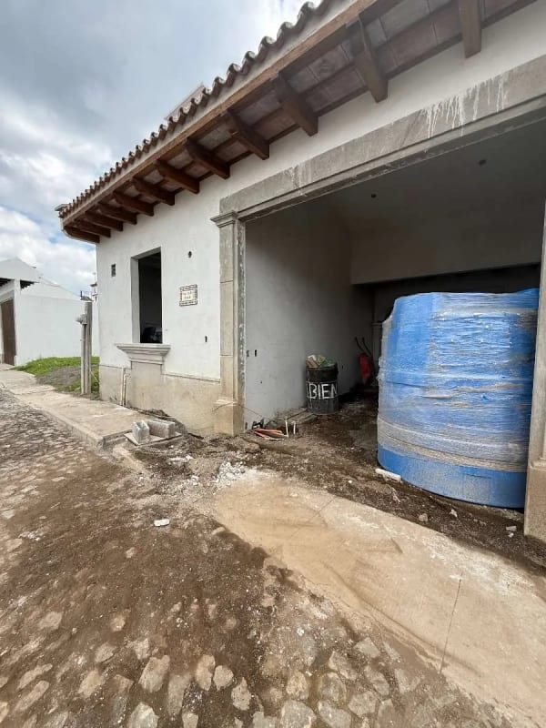 Casa en Venta en Antigua Guatemala - 2