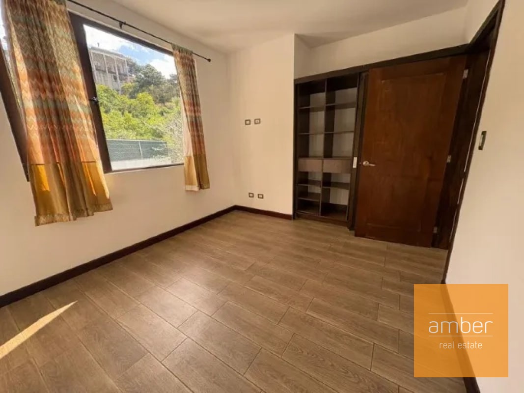 Casa en Cañadas de San Isidro, zona 16 - 8