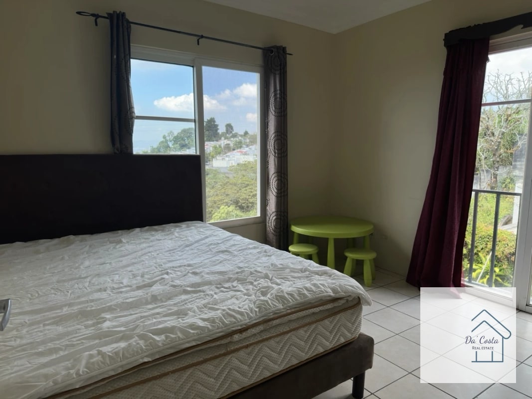 Casa en venta Villa Venetto km 25.5 - 4