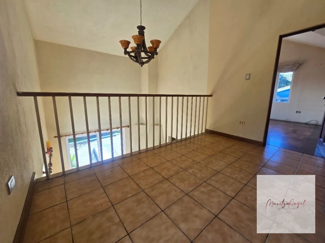 CASA EN VENTA CARRETERA A EL SALVADOR KM 16.5 LOS DIAMANTES - 6