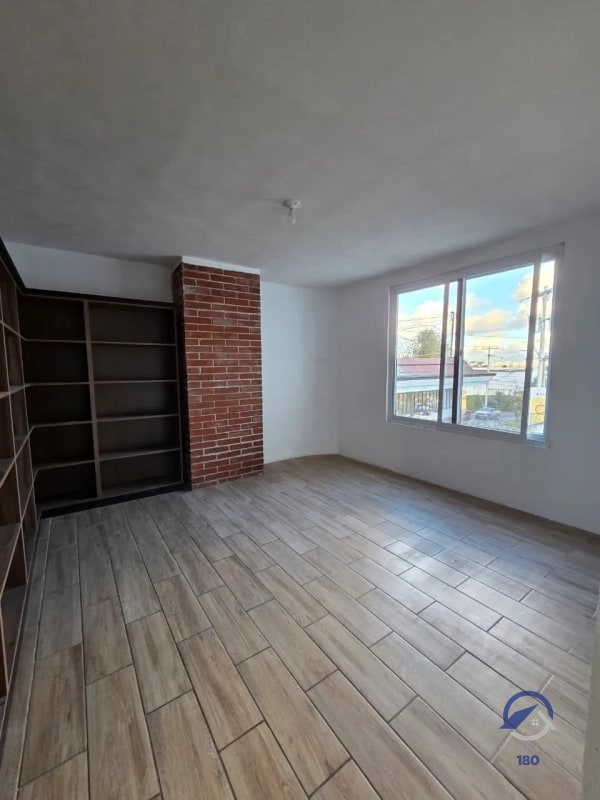 Amplia casa en venta en San Cristobal 2, zona 8, Mixco - 11