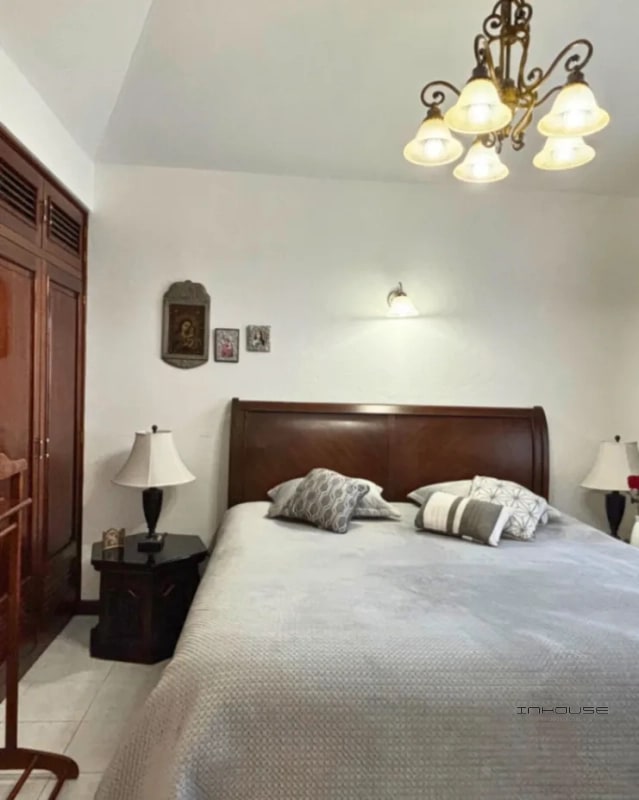 CASA EN VENTA CARRETERA A EL SALVADOR KM 13 - 9