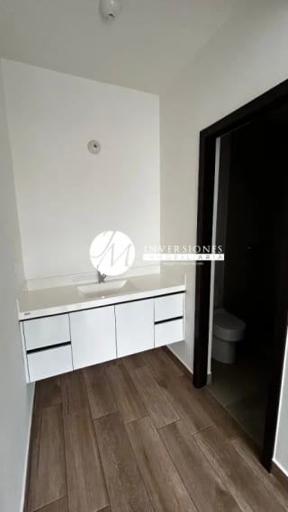 Casa en renta en zona 16 en condominio — Casa en Alquiler en Zona 16, Guatemala, Ciudad — miniatura 6 de 12