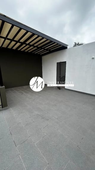 Casa en renta en zona 16 en condominio — Casa en Alquiler en Zona 16, Guatemala, Ciudad — miniatura 4 de 12