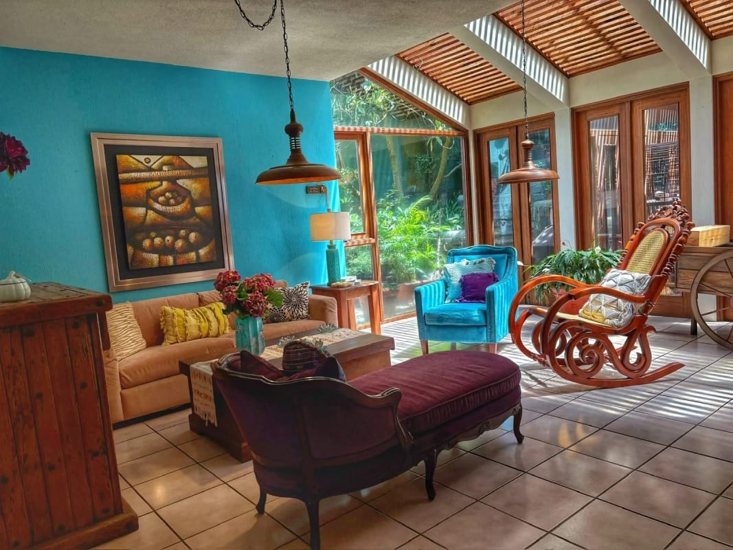 HERMOSA CASA EN RESIDENCIALES LA CRUZ — Casa en Venta en Santa Catarina Pinula, Guatemala, Ciudad — foto 8 de 11