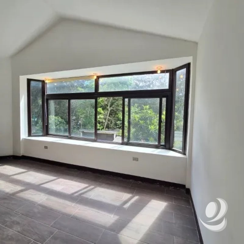 Casa con Jardín en Venta San Lucas Sacatepéquez - 4