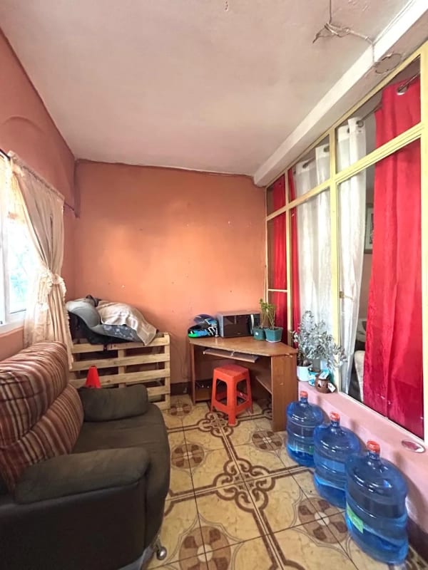 Casa en venta en zona 4 Mixco Monte Real con locales comerciales — Casa en Venta en Zona 4 Mixco, Guatemala, Ciudad — foto 9 de 16
