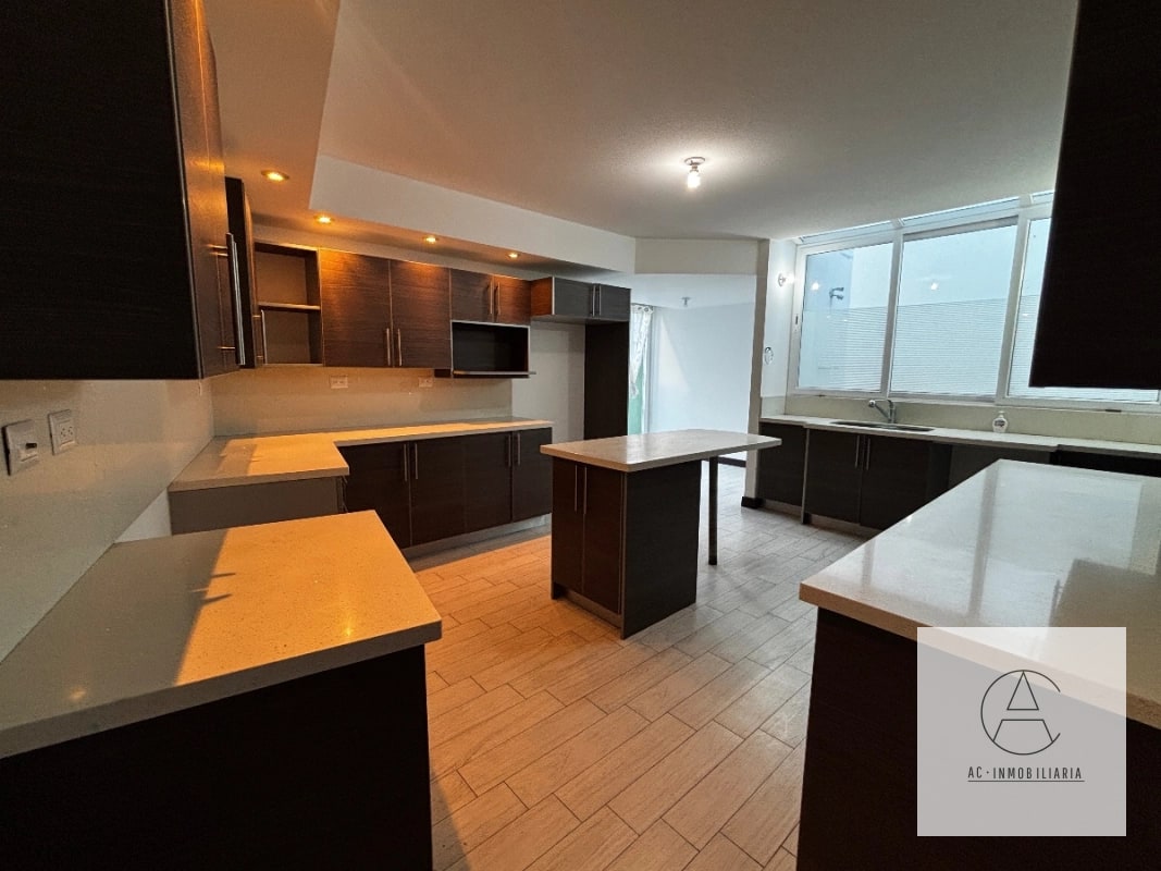 Casa en venta 4 dormitorios, Campos de San Isidro - 17