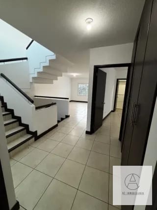 Casa en venta 4 dormitorios, Campos de San Isidro — Casa en Venta en Campos de San Isidro II, Zona 16, Guatemala, Ciudad — miniatura 6 de 17
