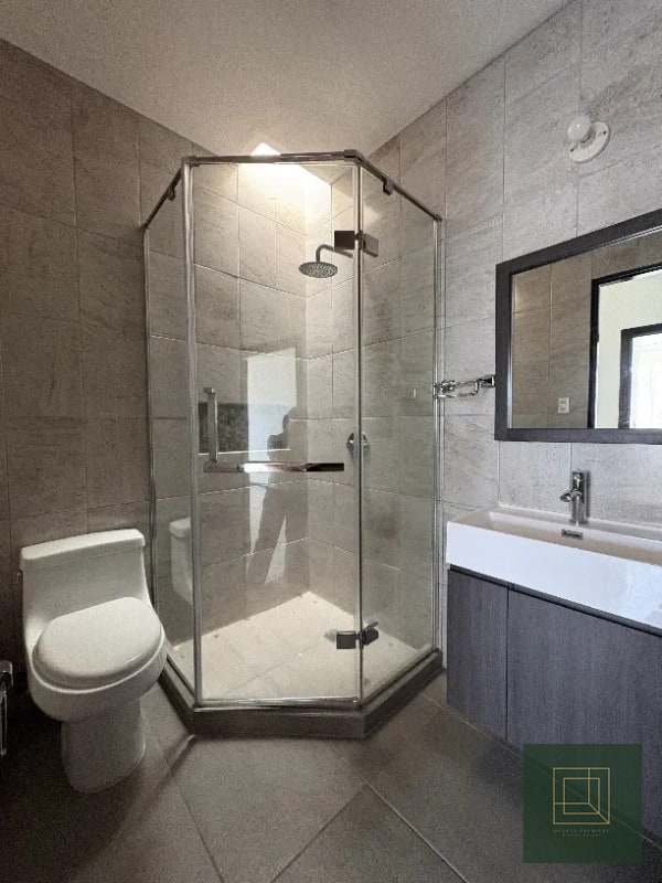 Amplia casa en renta en Condominio Entreverdes - 5