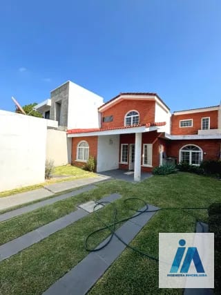 CASA EN VENTA – 📍Condominio Orquídeas, San Cristóbal sector A1, Zona 8 de Mixco — Casa en Venta en Zona 8 Mixco, Guatemala, Ciudad — miniatura 1 de 12