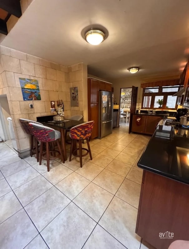 Bosques de Linda Villa, zona 7, casa en venta   Q2,950,000 más impuestos - 8