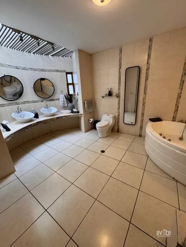 Bosques de Linda Villa, zona 7, casa en venta   Q2,950,000 más impuestos negociables — Casa en Venta en Zona 7, Guatemala, Ciudad — foto 5 de 11