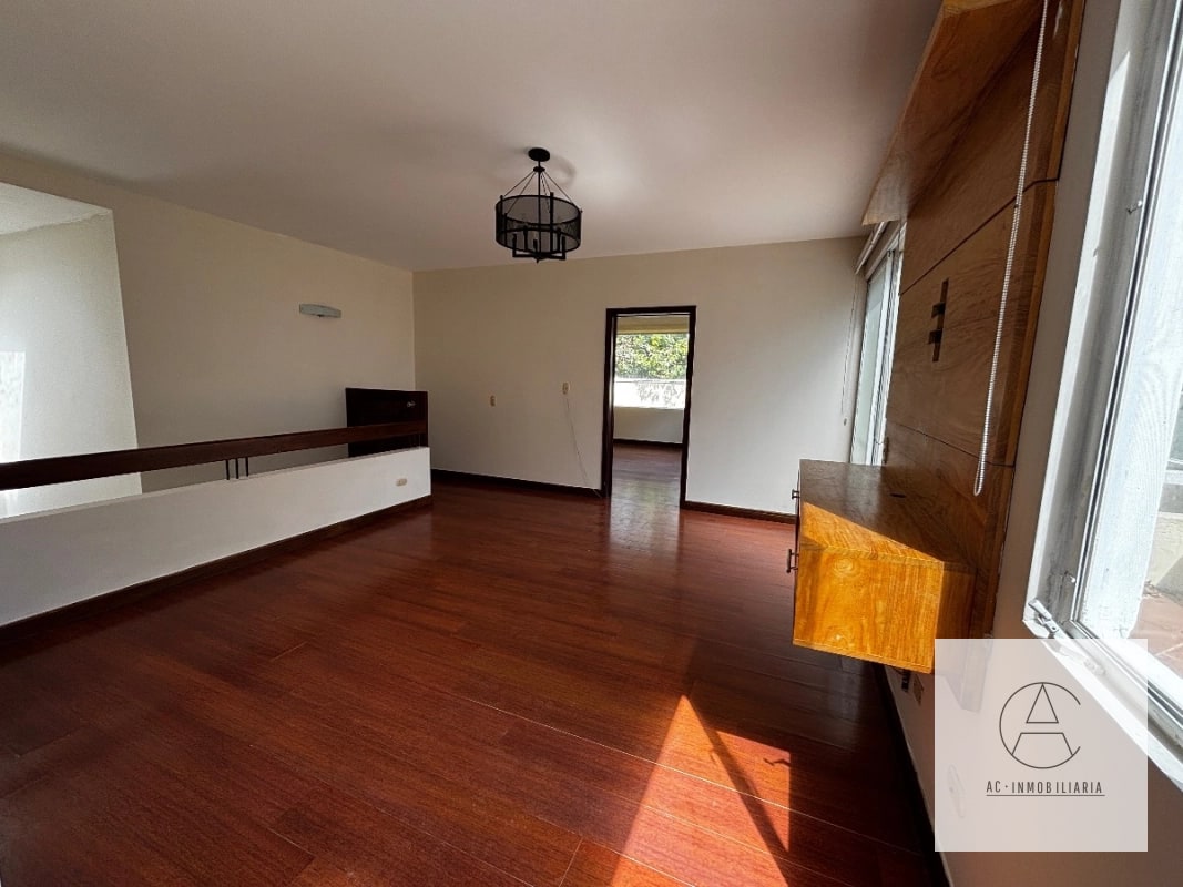 Casa en venta en Portal del Bosque, CES - 5