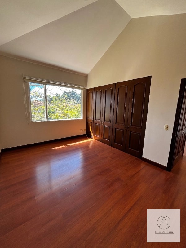 Casa en venta en Portal del Bosque, CES - 3