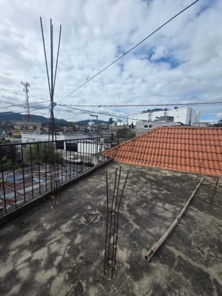 CASA EN VENTA PARA INVERSIÓN COLONIA EL TESORO — Casa en Venta en Zona 2 Mixco, Guatemala, Ciudad — miniatura 4 de 9