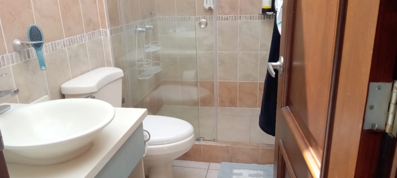 Casa en Venta en San Isidro zona 16 - 12