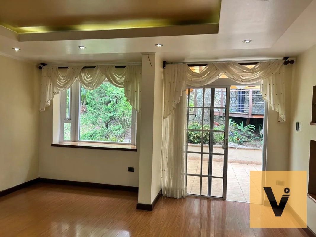 Casa en venta en Vista Hermosa 3. a 1 cuadra de UVG - 6