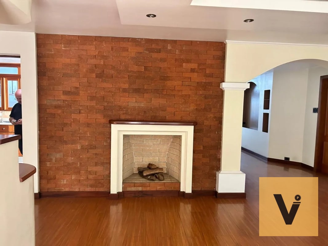 Casa en venta en Vista Hermosa 3. a 1 cuadra de UVG - 3