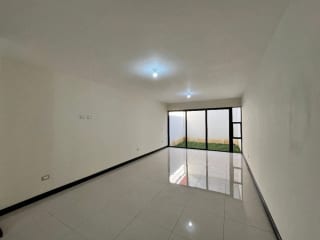 Casa nueva en venta de 3 habitaciones, Hacienda Real zona 16 — Casa en Venta en Hacienda Real, Zona 16, Guatemala, Ciudad — miniatura 14 de 17