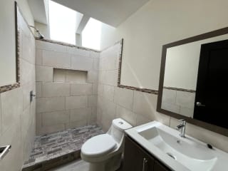 Casa nueva en venta de 3 habitaciones, Hacienda Real zona 16 — Casa en Venta en Hacienda Real, Zona 16, Guatemala, Ciudad — miniatura 12 de 17