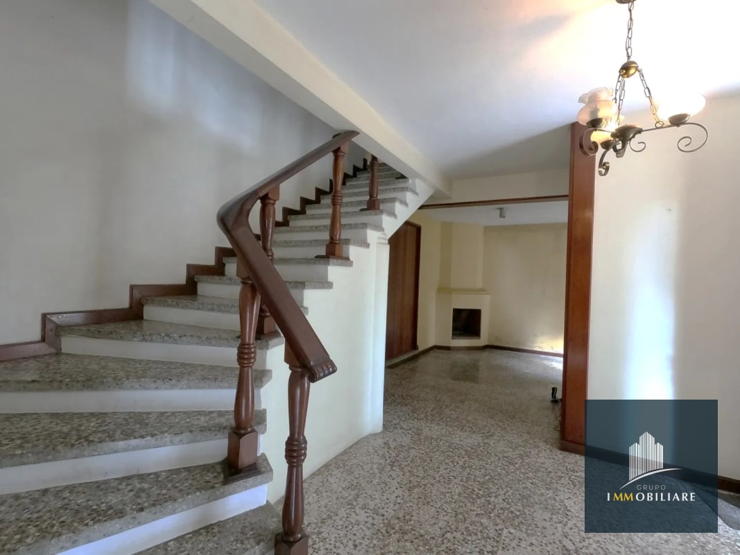 Casa para Restaurante con Jardín y Parqueo Bulevar las colinas, San Cristobal - 13