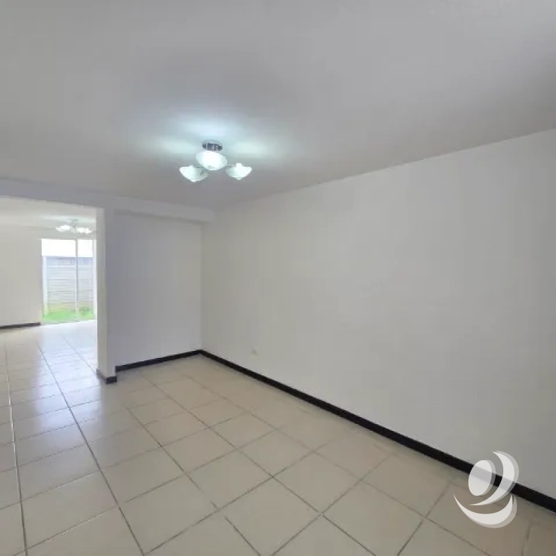 Casa en Venta San Cristóbal con 4 Habitaciones - 11