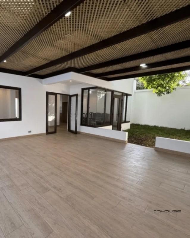CASA EN VENTA ARRAZOLA 1 KM 17.5 - 3