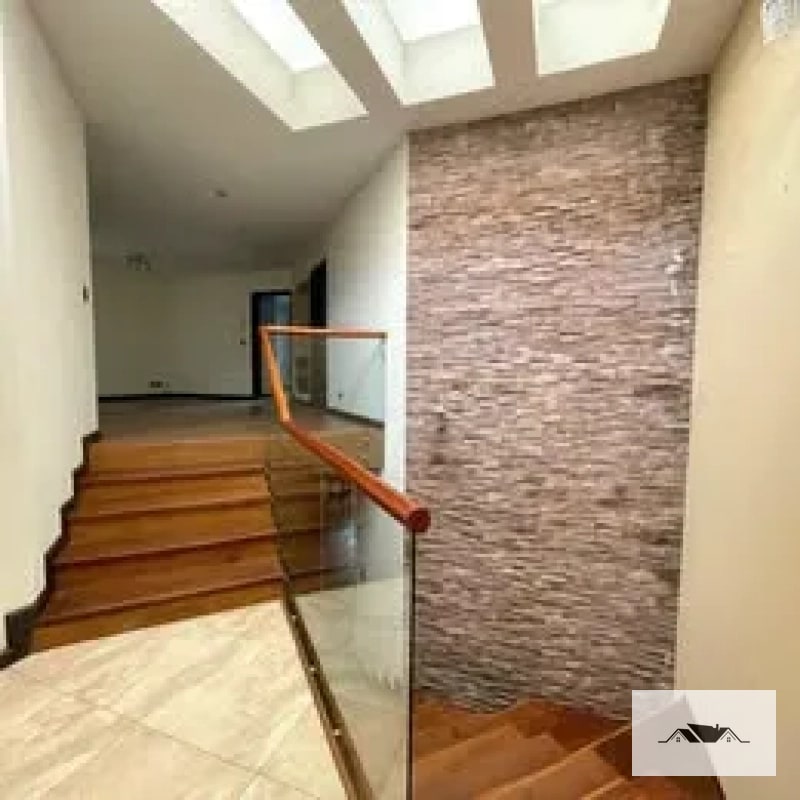 EN VENTA Preciosa y Amplia Casa Colonia  El PRADO  ZONA 10 — Casa en Venta en El Prado, Zona 10, Guatemala, Ciudad — foto 9 de 10