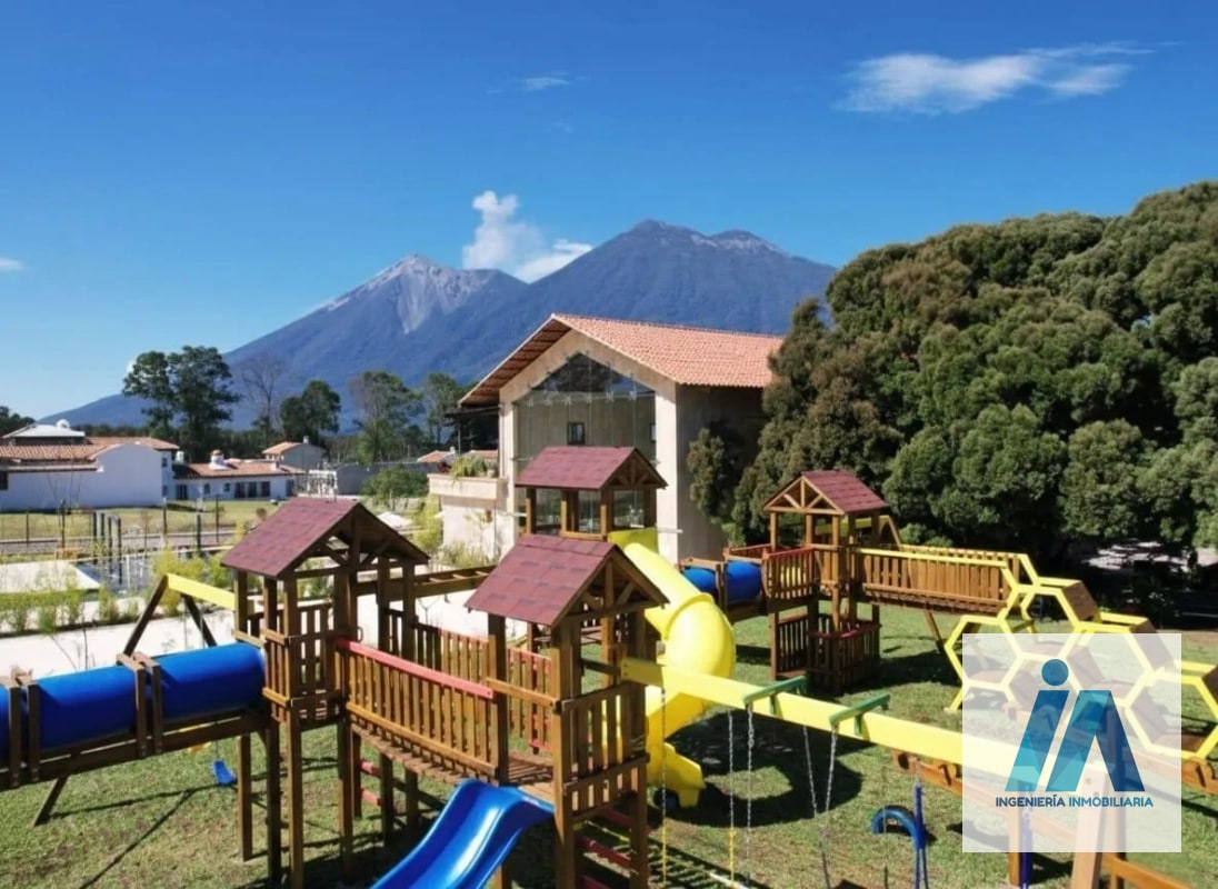 CASA EN VENTA – 📍Club Residencial Los Franciscanos, Antigua Guatemala | Combina lujo y exclusividad en un entorno natural - 4