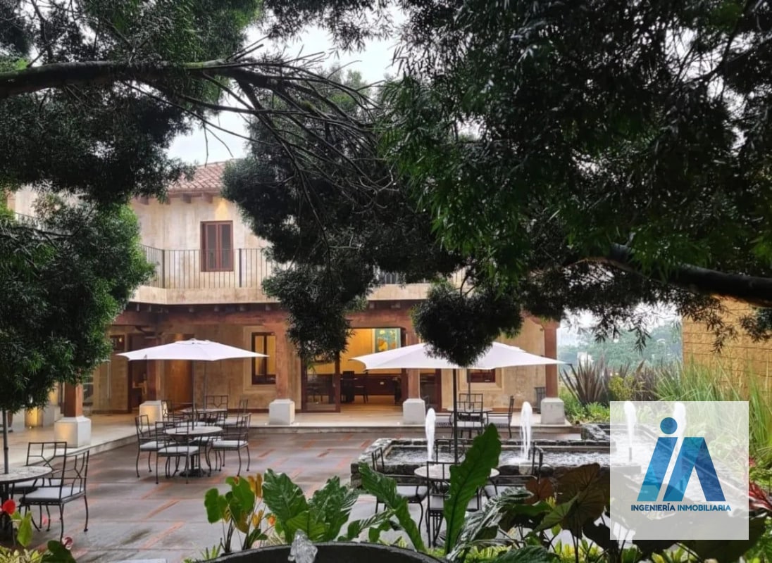 CASA EN VENTA – 📍Club Residencial Los Franciscanos, Antigua Guatemala | Combina lujo y exclusividad en un entorno natural - 2