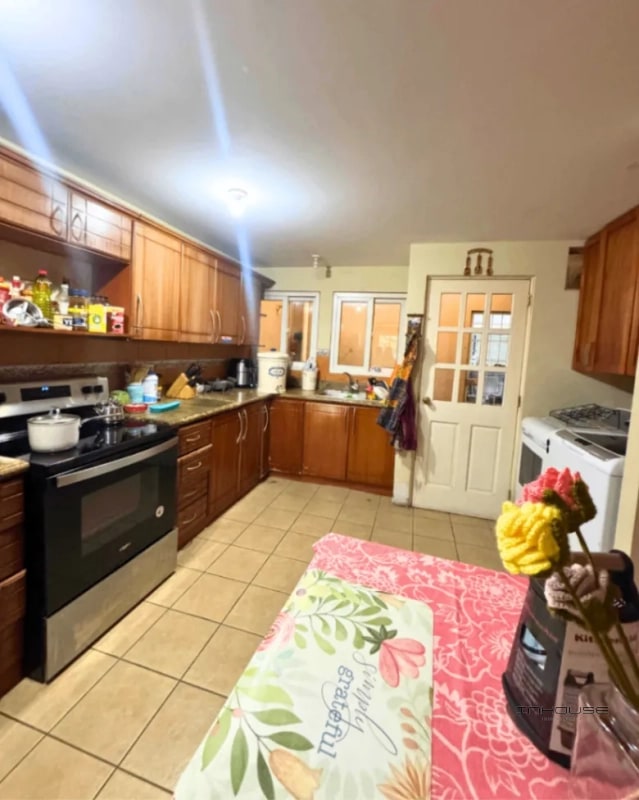 CASA EN VENTA EN ZONA 16 FRENTE AL COLEGIO SUIZO AMERICANO - 6