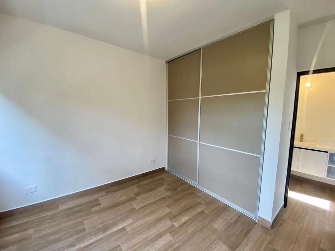 LINDA CASA NUEVA EN VENTA 3 HAB ZONA 16 LAURELES DE SAN ISIDRO — Casa en Venta en Zona 16, Guatemala, Ciudad — foto 12 de 17