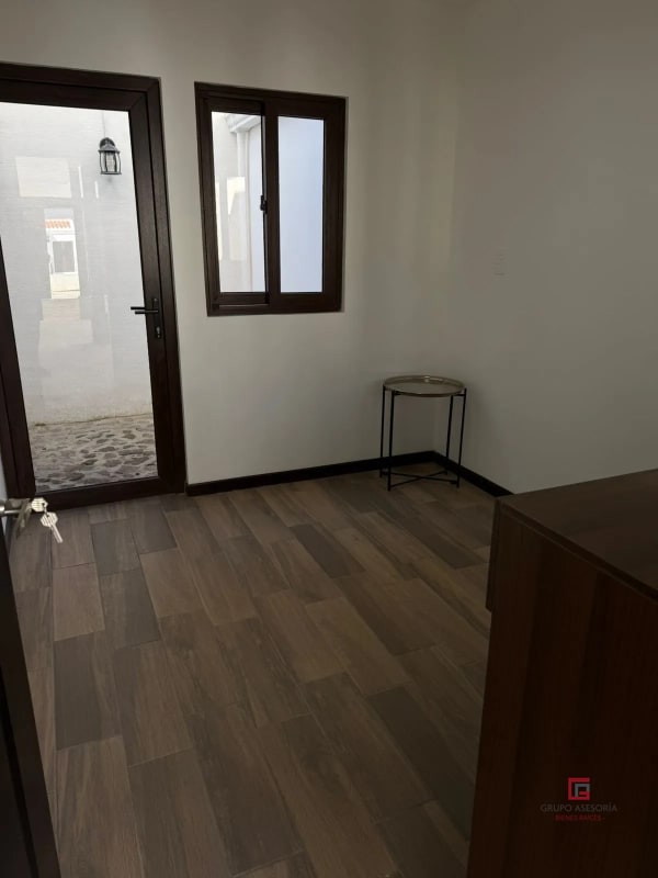 Acogedora Casa en venta Barrios Coloniales - 3