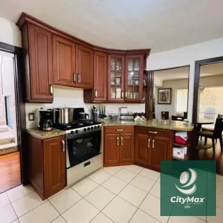 CASA EN VENTA – CONDOMINIO VILLAS EUROPEAS — Casa en Venta en Villas Europeas, Carretera a El Salvador, Guatemala, Ciudad — miniatura 4 de 12