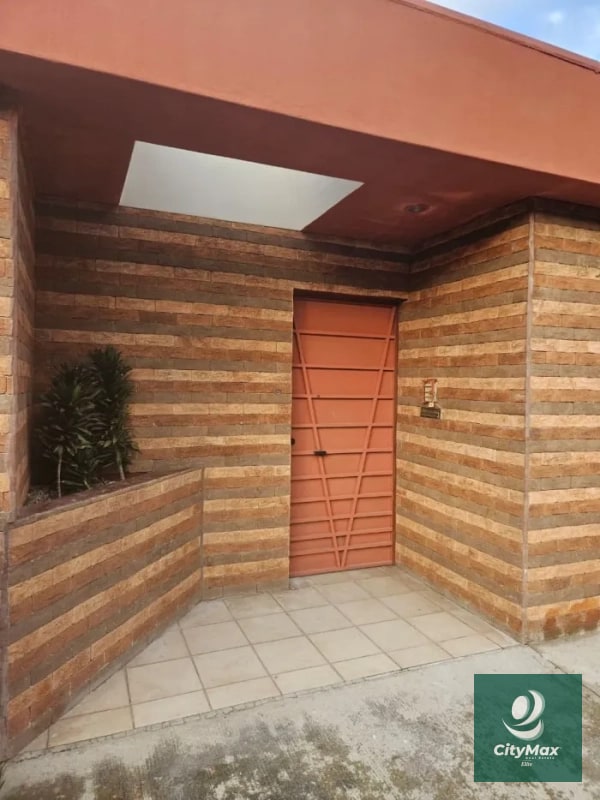 CASA EN VENTA – COLONIA EL MAESTRO, ZONA 15 - 9