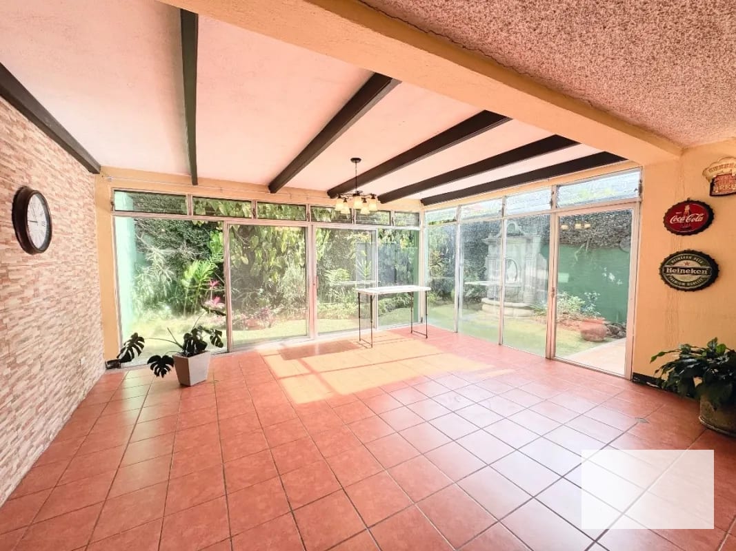 Casa 5 dormitorios en venta en Colonia Lourdes Zona 16 — Casa en Venta en Zona 16, Guatemala, Ciudad — foto 3 de 14
