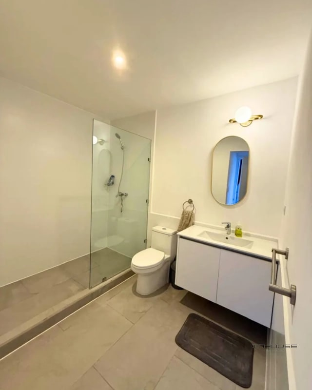 CASA EN VENTA ZONA 13 IRIDIA DE ESQUINA - 9
