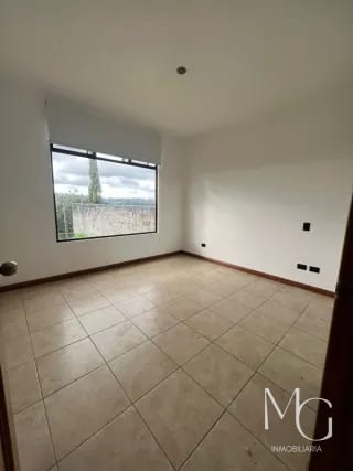SE VENDE CASA CAES km 20.5 LA FORESTA — Casa en Venta en La Foresta, Carretera a El Salvador, Guatemala, Ciudad — miniatura 6 de 12