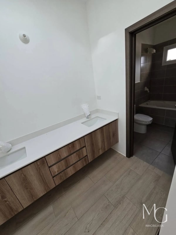 EN VENTA HERMOSA CASA PARA ESTRENAR, TRIVENTO DE SAN VICENTE, CAES - 6