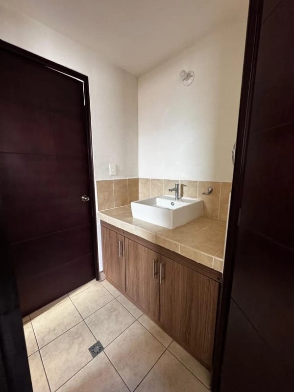 Casa en Venta Km. 22.5 CAES Villa Capelo — Casa en Venta en km 21-25, Carretera a El Salvador, Guatemala, Ciudad — foto 8 de 17