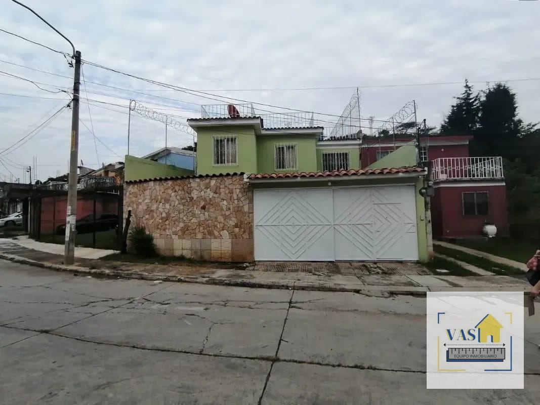 Venta Casa con piscina Pinares del Norte zona 18 — Casa en Venta en Pinares del Norte, Zona 18, Guatemala, Ciudad — foto 1 de 1