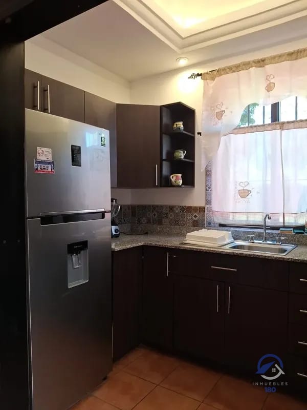 Casa en venta en Barrio Las Campanas, San Pedro Las Huertas, Sacatepéquez — Casa en Venta en San Pedro Sacatepéquez, Sacatepéquez — foto 14 de 15