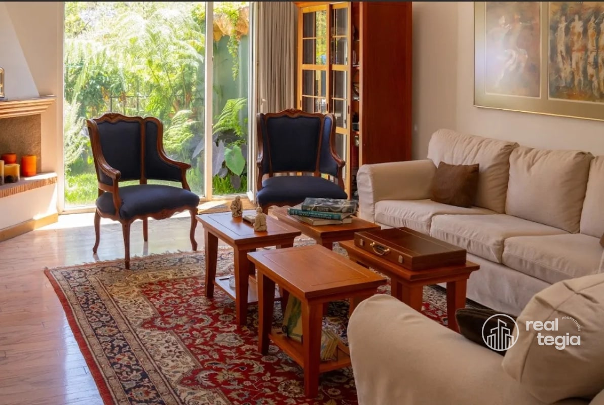 CASA EN VENTA ZONA  15 - 7