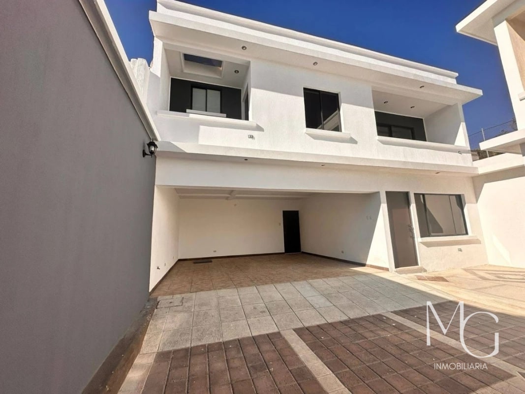 Townhouse en venta en Ciudad San Cristóbal - 1
